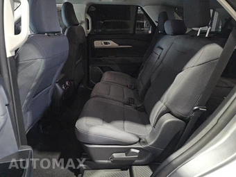 2025 Ford Explorer Active - miniatura 13