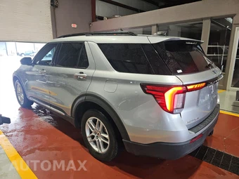 2025 Ford Explorer Active - miniatura 6