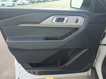 2025 Ford Explorer Active - miniatura 15