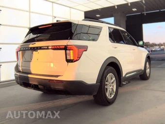 2025 Ford Explorer Active - miniatura 5