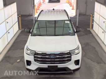2025 Ford Explorer Active - miniatura 2