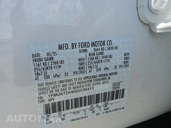 2025 Ford Explorer Active - miniatura 22