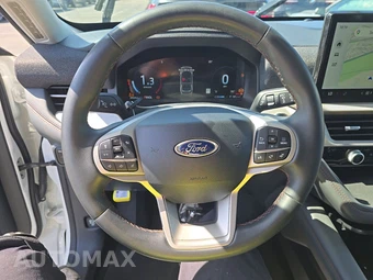 2025 Ford Explorer Active - miniatura 10
