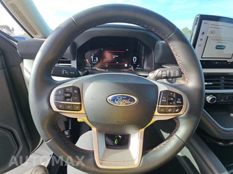 2025 Ford Explorer Active - miniatura 10
