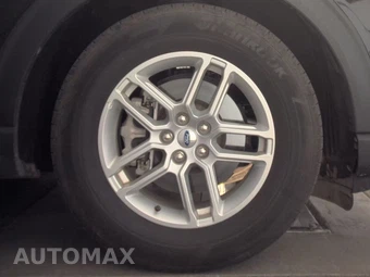 2025 Ford Explorer Active - miniatura 10