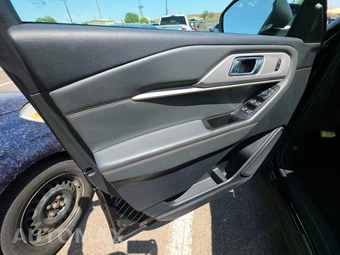 2025 Ford Explorer Active - miniatura 15