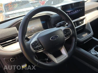 2025 Ford Explorer Active - miniatura 16