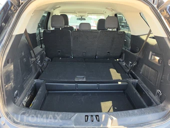 2025 Ford Explorer Active - miniatura 16