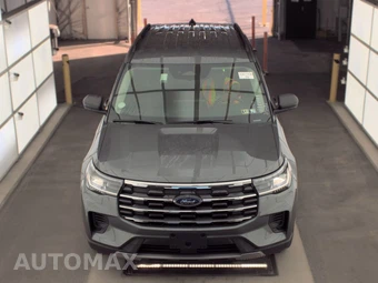 2025 Ford Explorer Active - miniatura 2