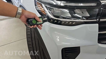 2025 Ford Explorer Active - miniatura 30
