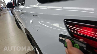 2025 Ford Explorer Active - miniatura 32