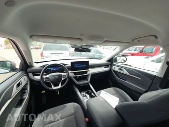 2025 Ford Explorer Active - miniatura 17