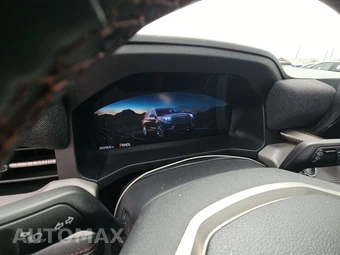 2025 Ford Explorer Active - miniatura 18