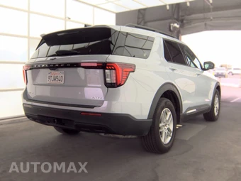2025 Ford Explorer Active - miniatura 5