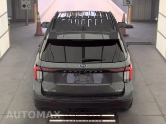 2025 Ford Explorer Active - miniatura 6