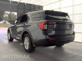 2025 Ford Explorer Active - miniatura 8