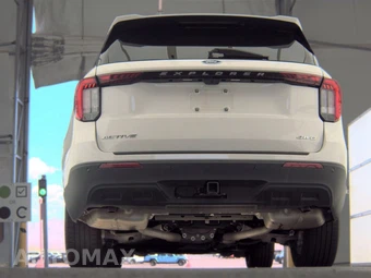 2025 Ford Explorer Active - miniatura 7