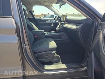 2025 Ford Explorer Active - miniatura 8