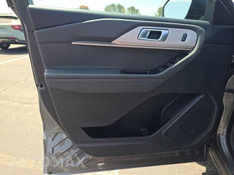 2025 Ford Explorer Active - miniatura 9