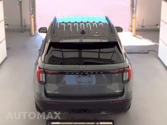 2025 Ford Explorer Active - miniatura 6