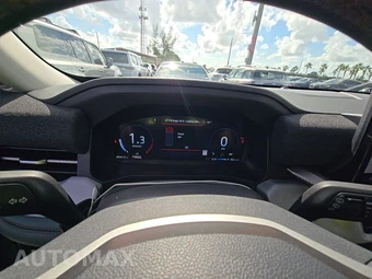2025 Ford Explorer Active - miniatura 18