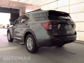 2025 Ford Explorer Active - miniatura 8