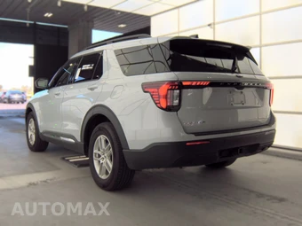 2025 Ford Explorer Active - miniatura 8