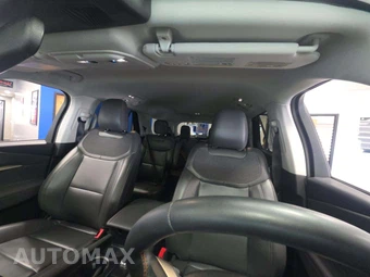 2025 Ford Explorer Active - miniatura 11