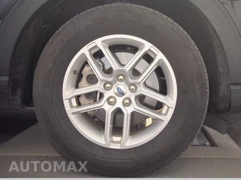 2025 Ford Explorer Active - miniatura 10
