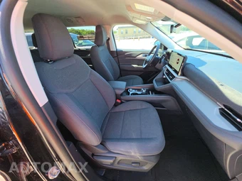 2025 Ford Explorer Active - miniatura 14
