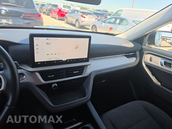 2025 Ford Explorer Active - miniatura 17