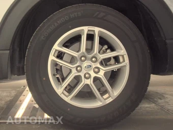2025 Ford Explorer Active - miniatura 12
