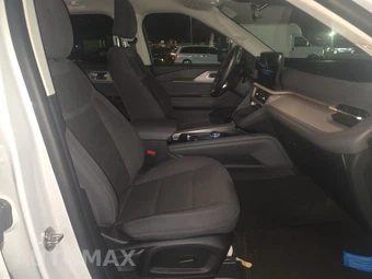 2025 Ford Explorer Active - miniatura 14