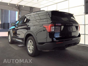 2025 Ford Explorer Active - miniatura 8