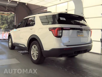 2025 Ford Explorer Active - miniatura 8