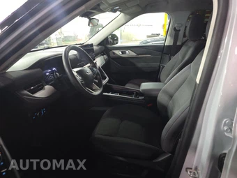 2025 Ford Explorer Active - miniatura 13