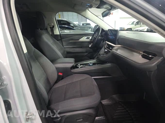 2025 Ford Explorer Active - miniatura 14