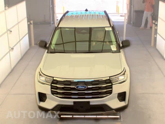 2025 Ford Explorer Active - miniatura 2