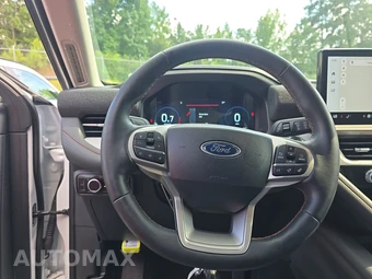 2025 Ford Explorer Active - miniatura 10
