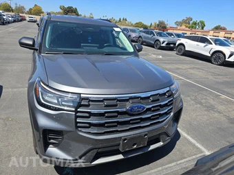 2025 Ford Explorer Active - miniatura 2