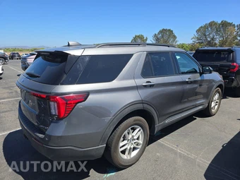 2025 Ford Explorer Active - miniatura 4