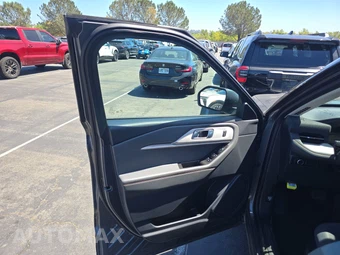 2025 Ford Explorer Active - miniatura 9