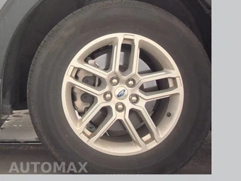 2025 Ford Explorer Active - miniatura 10