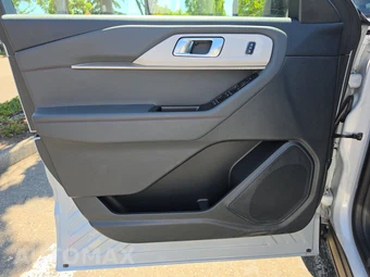 2025 Ford Explorer Active - miniatura 15