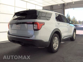 2025 Ford Explorer Active - miniatura 5