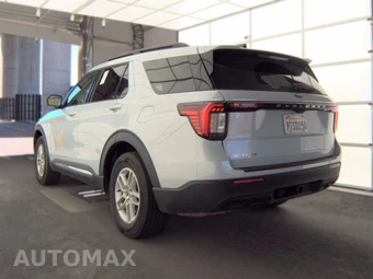 2025 Ford Explorer Active - miniatura 8