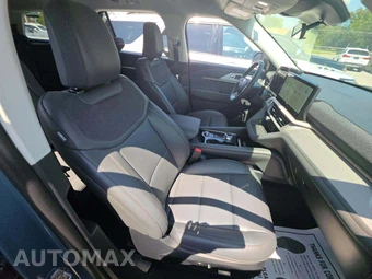 2025 Ford Explorer Active - miniatura 19