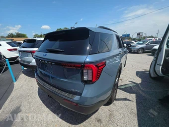 2025 Ford Explorer Active - miniatura 3