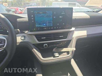 2025 Ford Explorer Active - miniatura 10