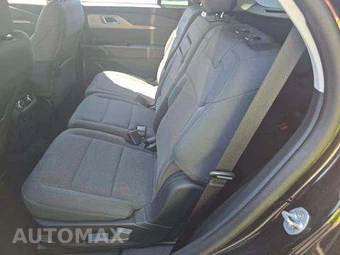 2025 Ford Explorer Active - miniatura 13